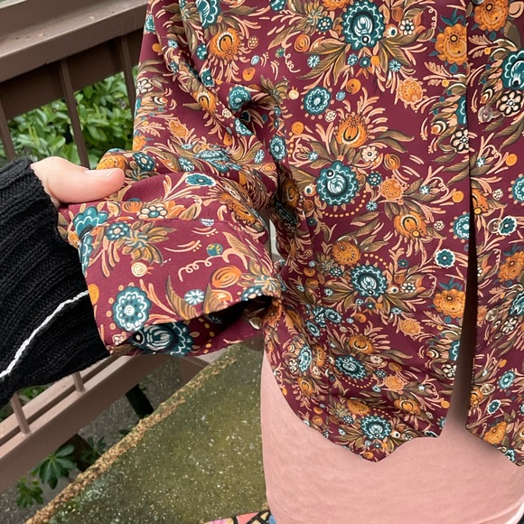 VTG Petite Sophisticate calico floral rayon long sleeve button down blouse, PS - Picture 9 of 14